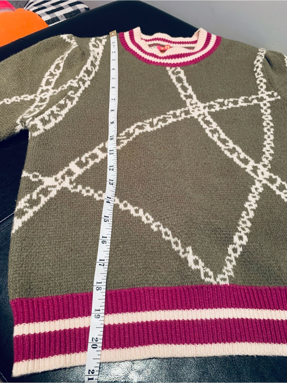 THML💕NWT! SHORT SLEEVE, ROUND NECK, KNIT SWEATER. EXCELLENT CONDITION! - Picture 11 of 11